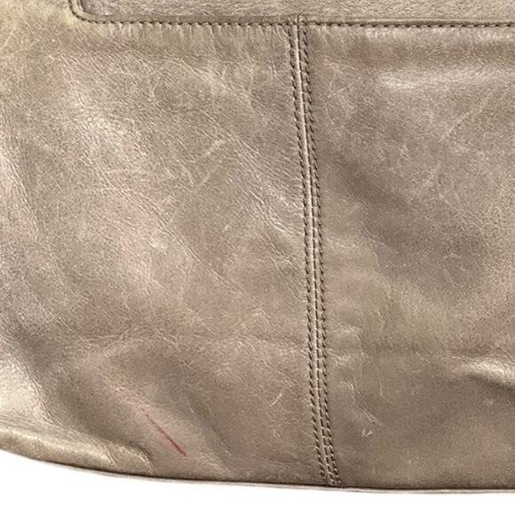 HOBO Leather Crossbody Bag Taupe Gray Whipstitch Adjustable Strap Boho Travel - Picture 4 of 10